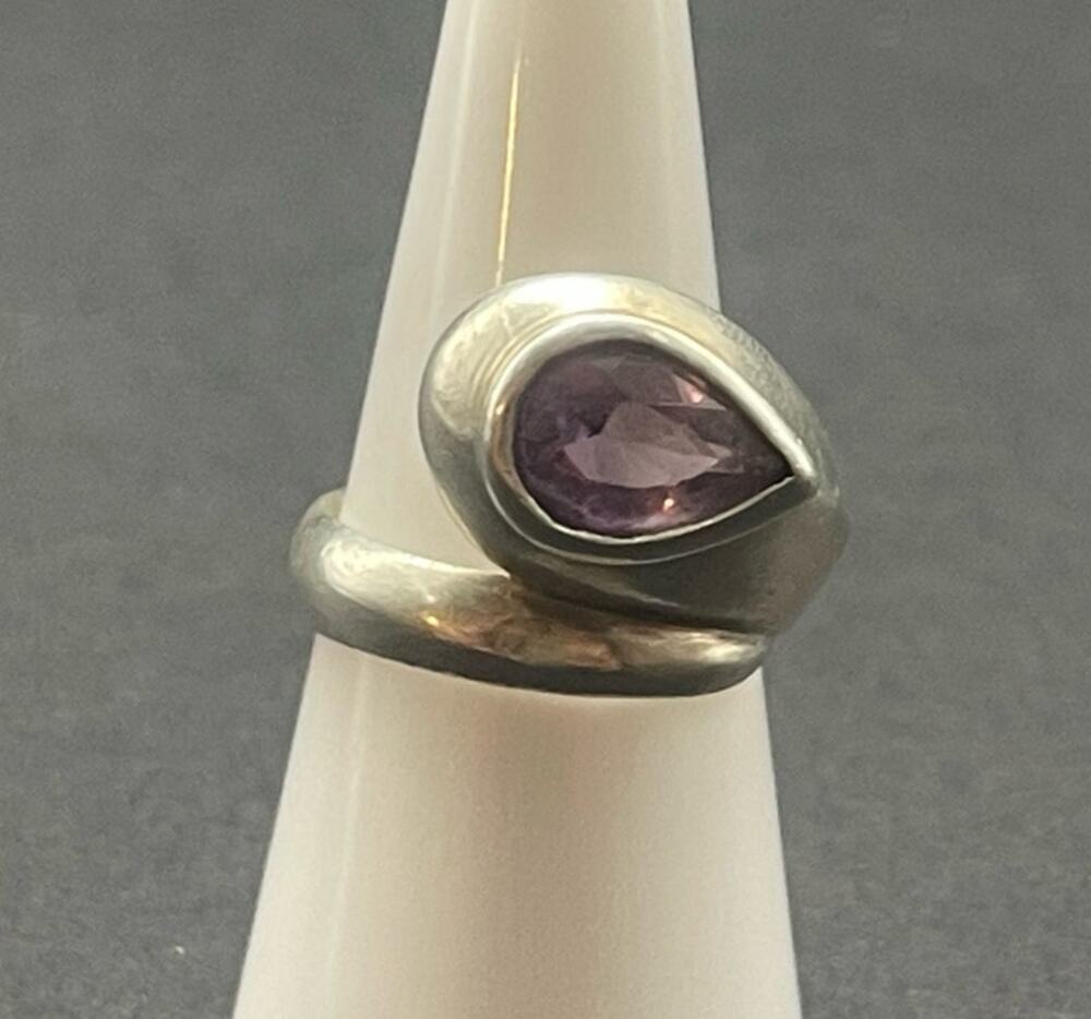 Modernist Sterling Silver Teardrop Amethyst Gemstone Size 5.75 Faux Bypass Ring